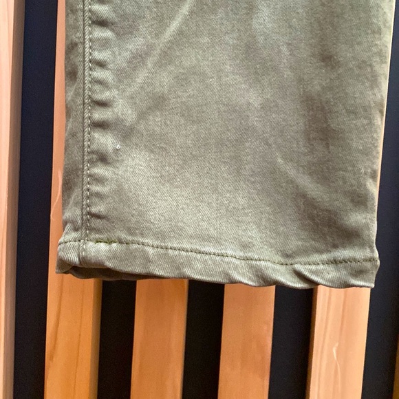 Kut From the Kloth jeans in rich army green. - Picture 9 of 9